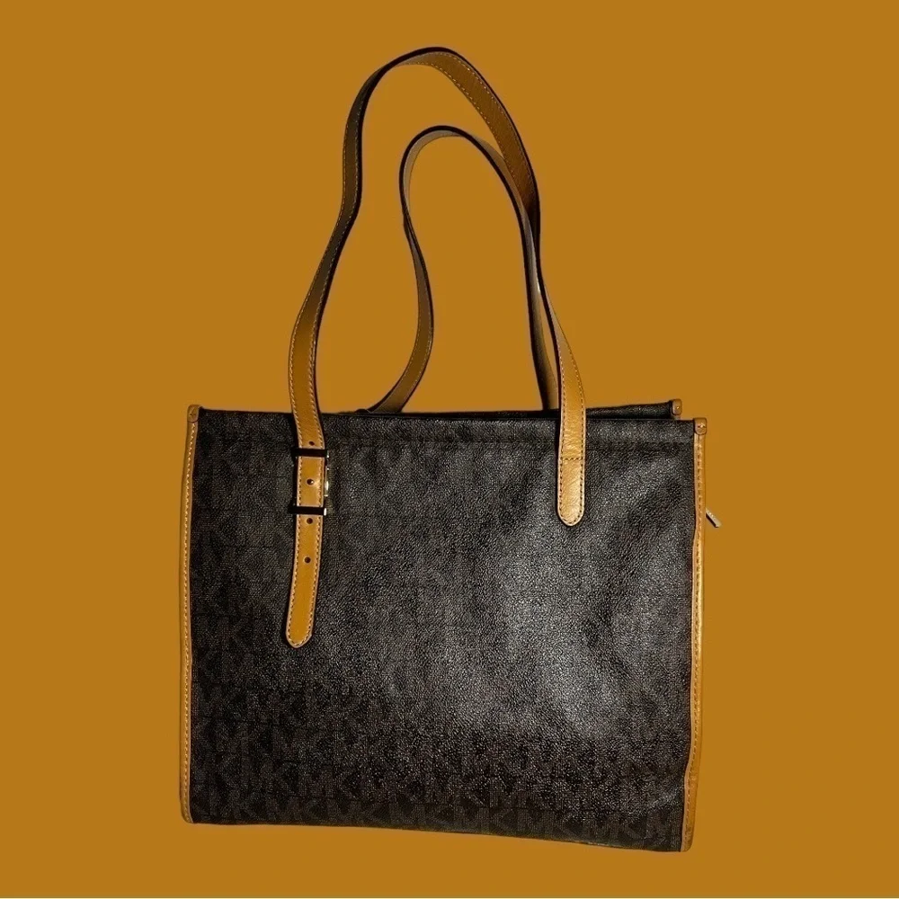 Michael Kors Darien Brown Monogram Medium Logo Tote